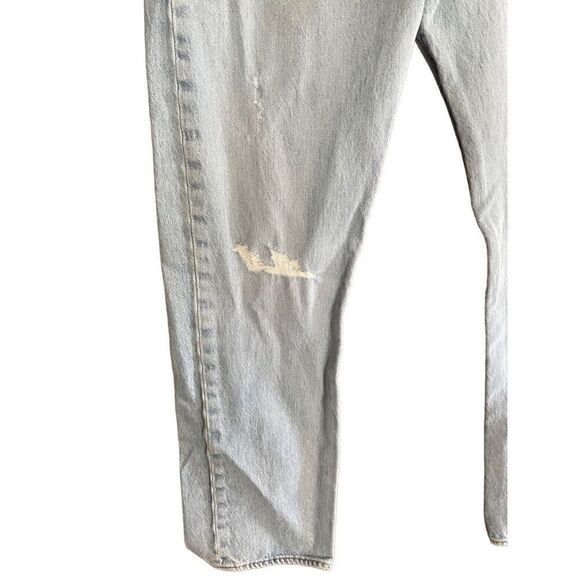 Levi's 501 Men's Blue Light Wash Distressed Straight Denim Jeans Size 32×30 - Picture 5 of 11